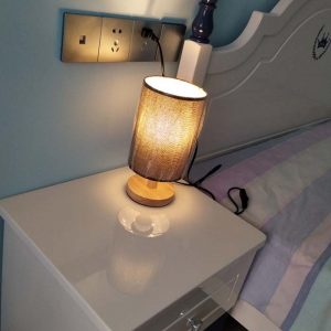 đèn ngủ để bàn đơn giản