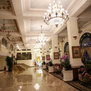 Không gian khách sạn Majestic Sài Gòn.