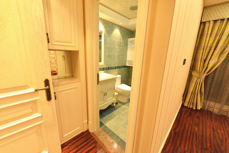 ĐÈN TRANG TRÍ NHÀ TẮM