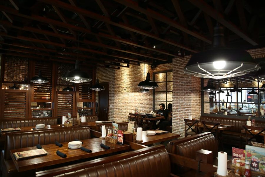 Đèn trang trí đẹp tại trung tâm thương mại Vincom Plaza Hải Phòng