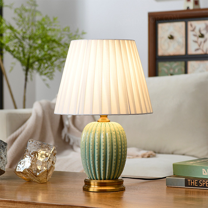 Đèn bàn gốm trang trí 82720