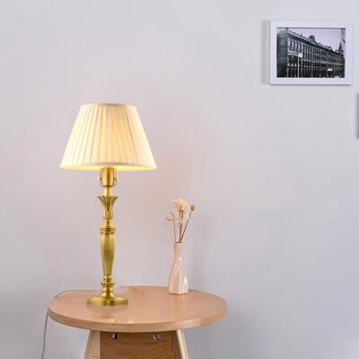 Đèn để bàn trang trí bằng đồng DB3TN622-4 - Image 4