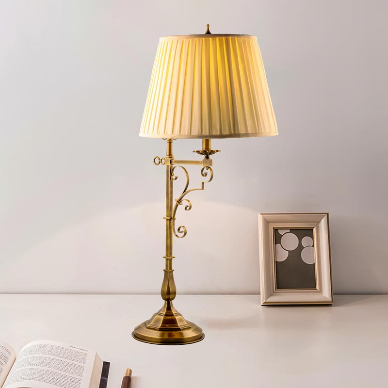 Đèn để bàn trang trí bằng đồng cao cấp Tân cổ điển DBST00711-1 - Image 3