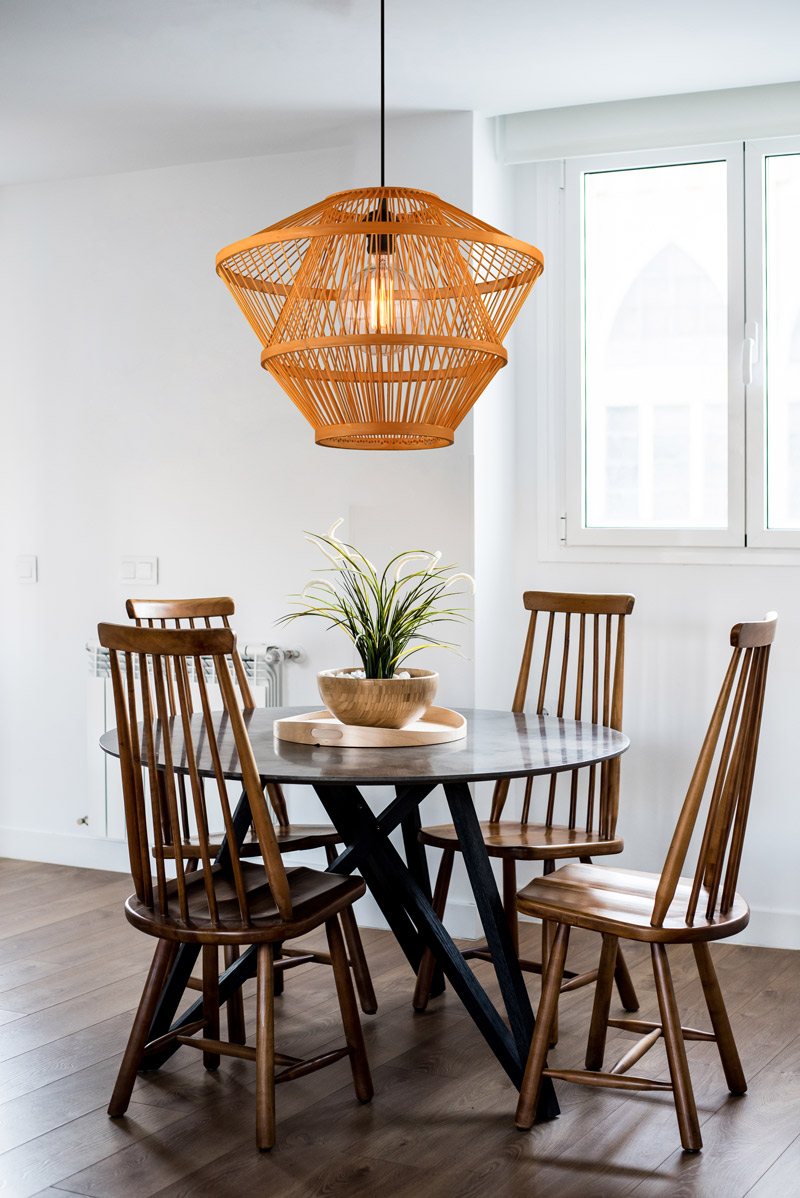 Đèn thả trần trang trí quán cafe bằng tre thủ công THVR98097 - Image 4