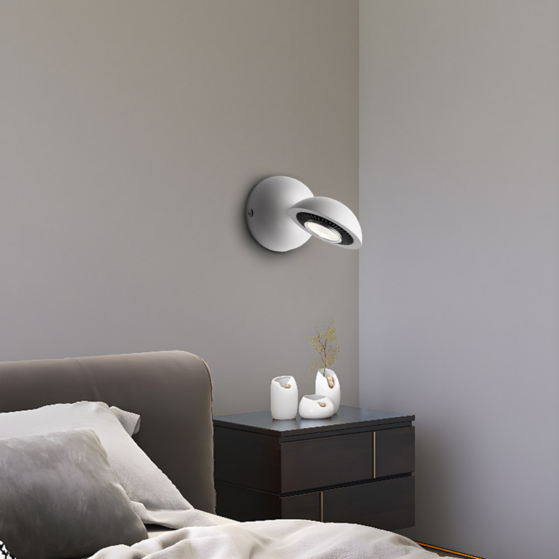 Đèn gắn tường trang trí soi tranh gương VRG1256-1 - Image 3
