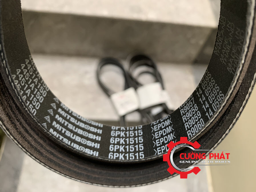 Day-tong-Mitsubishi-Triton-Day-may-phat-tro-luc Chi tiết dây tổng Triton