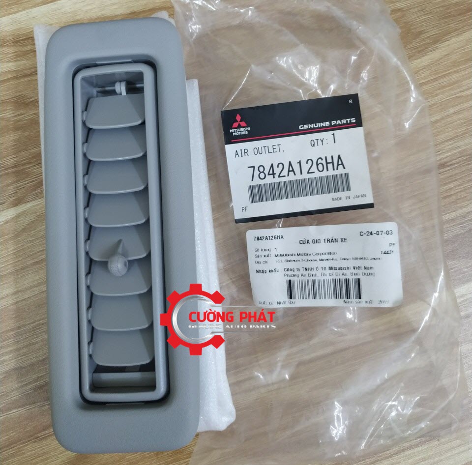 cua-gio-dieu-hoa-tran-xe-Mitsubishi-Pajero-Sport-2016(2) Cửa gió trần xe Pajero Sport