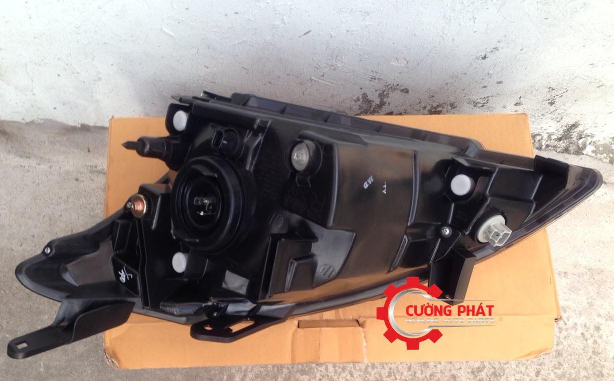 den-pha-Mitsubishi-Zinger (2) Mặt sau đèn pha Mitsubishi Zinger chính hãng