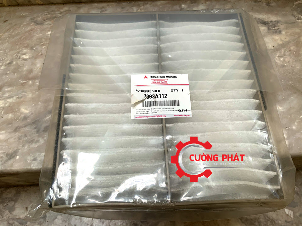 Loc-gio-dieu-hoa-Mitsubishi-New-Triton(1) Cận cảnh lọc gió máy lạnh New Triton