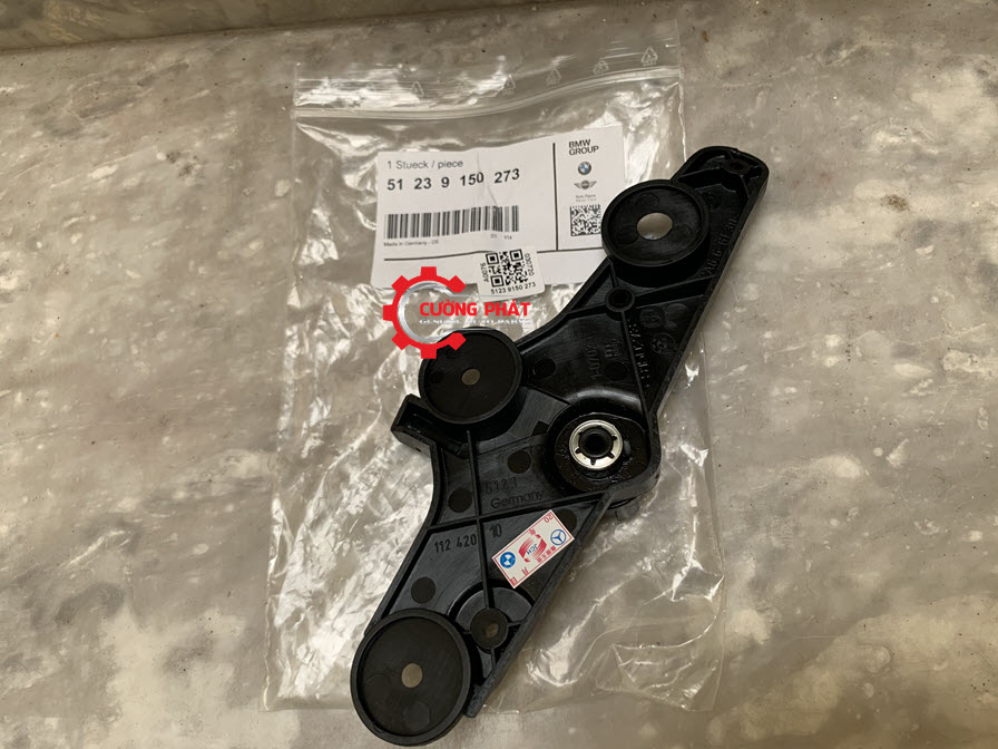 xuong-do-tay-mo-capo-BMW-X5(1) Hình ảnh xương đỡ tay mở capo BMW X5 chính hãng