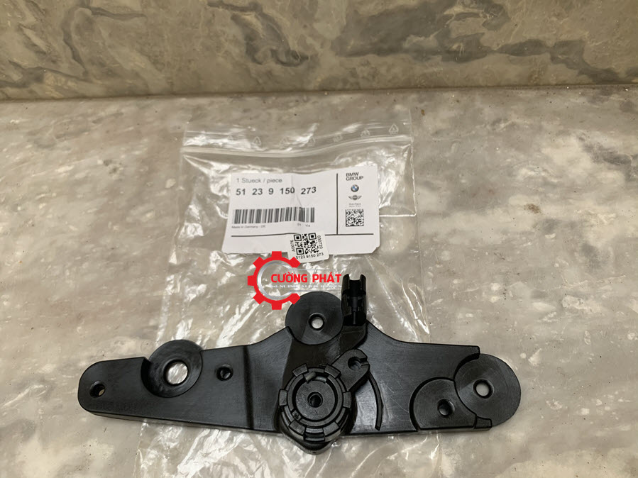 xuong-do-tay-mo-capo-BMW-X5(2) Chi tiết xương đỡ tay mở capo X5 chính hãng