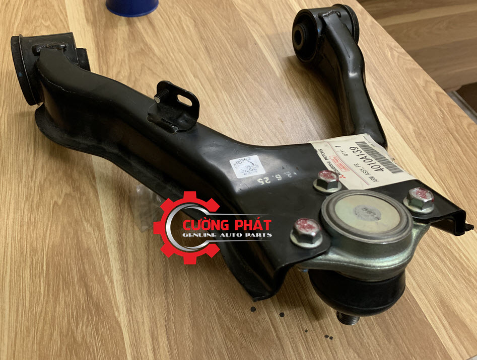 Cang-A-tren-Mitsubishi-Pajero-ngan-hang-V93-4010A139(1) Góc chụp cận cảnh càng A trên Mitsubishi Pajero V93 chính hãng