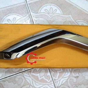 Hình ảnh nẹp mạ cản trước Mitsubishi Pajero Sport chính hãng