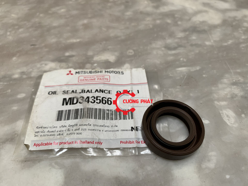 Phot-doi-trong-Mitsubishi-Triton-Pajero-Sport-ben-phai Hình ảnh phớt đối trọng Mitsubishi Triton, Pajero Sport bên phải