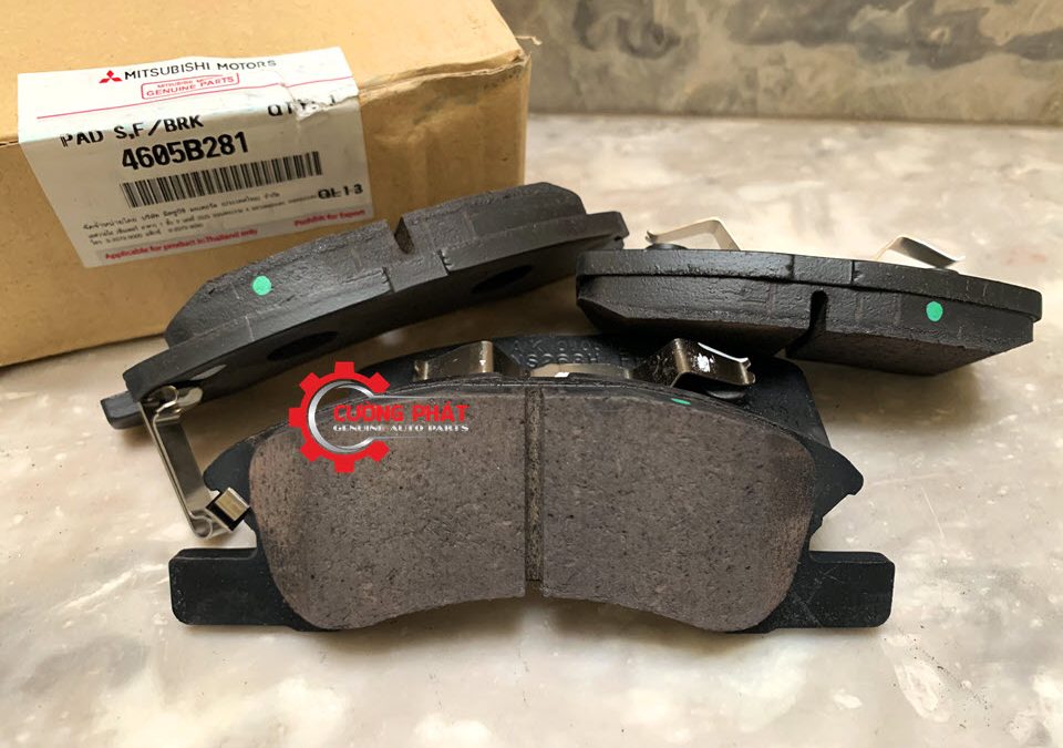 Cận cảnh má phanh trước Mitsubishi Attrage, Mirage chính hãng