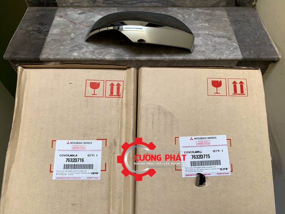Op-guong-chieu-hau-Mitsubishi-Triton-2020-co-xi-nhan-7632D716-7632D715(3) Mã ốp gương chiếu hậu Mitsubishi Triton 2020 loại có xi nhan, hàng chính hãng