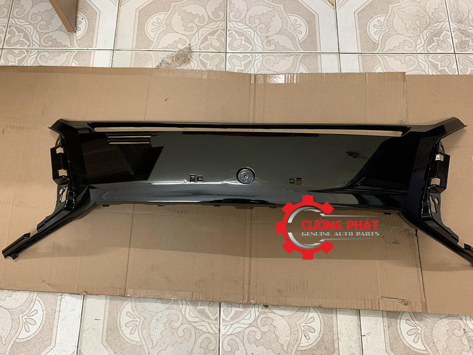 Op_can_truoc_Mitsubishi_Xpander_6400H353XA_CuongPhat Hình ảnh ốp cản trước Mitsubishi Xpander chính hãng