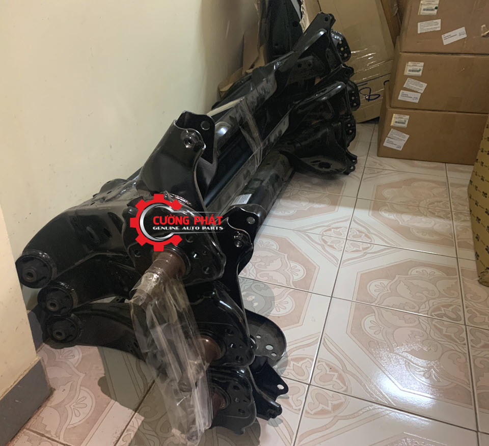 Dam-cau-sau-Mitsubishi-Xpander-4120A266 Cận cảnh dầm cầu sau Xpander chính hãng