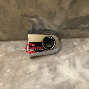 Hình ảnh đuôi tay mở cửa trong Mitsubishi Triton chính hãng