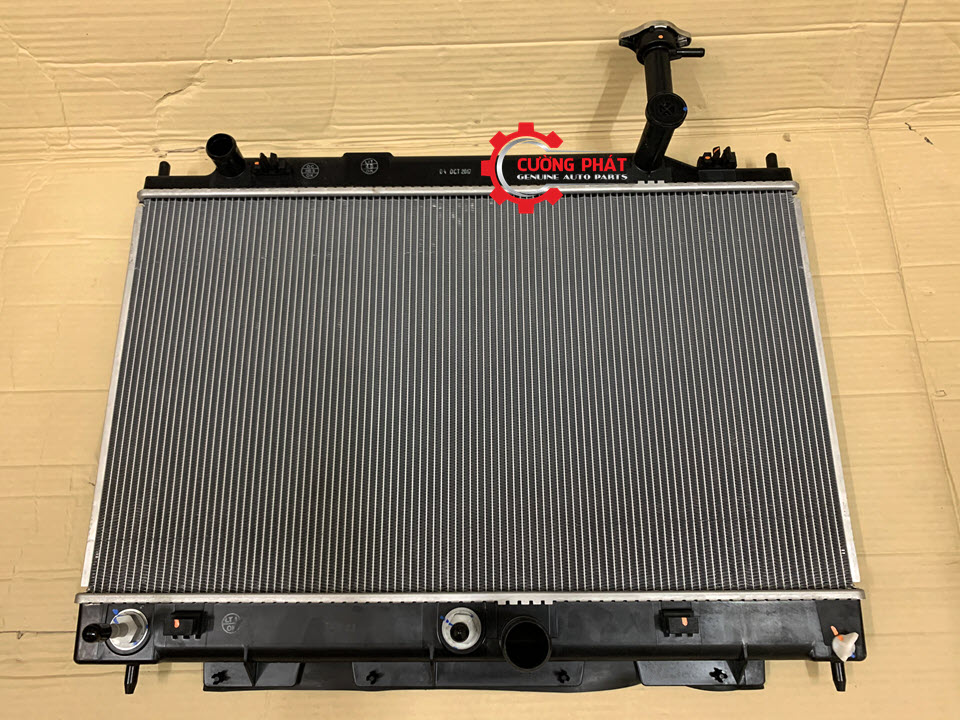 Ket-nuoc-AT-Mitsubishi-Xpander-1350A984-so-tu-dong(2) Hình ảnh két nước AT Mitsubishi Xpander chính hãng