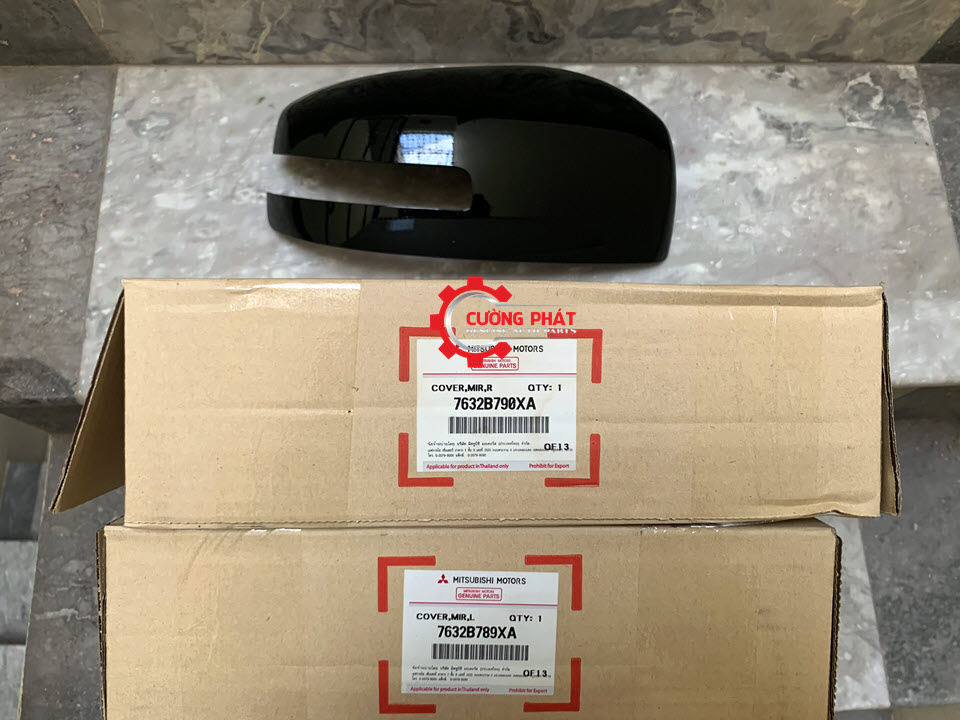 Op-guong-chieu-hau-Mitsusbishi-Attrage-Mirage-co-xi-nhan-7632B789XA-7632B790XA(2) Mã ốp kính chiếu hậu Mitsubishi Attrage, Mirage có xi nhan