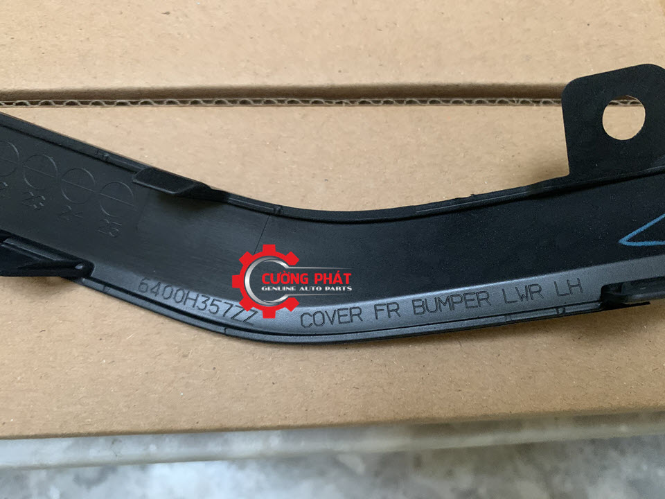 op-vien-can-truoc-Mitsubishi-Xpander-6400H357XA-6400H358XA Cận cảnh ốp viền cản trước Xpander chính hãng