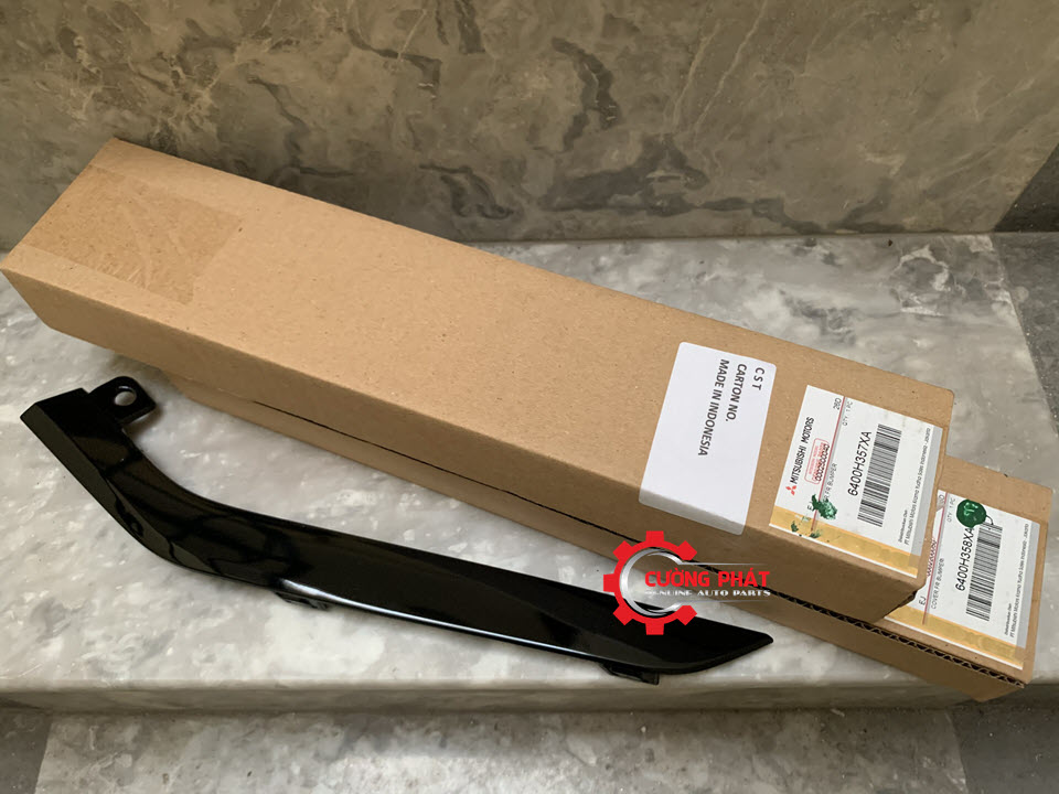 op-vien-can-truoc-Mitsubishi-Xpander-6400H357XA-6400H358XA(3) Mã ốp viền cản trước Xpander chính hãng
