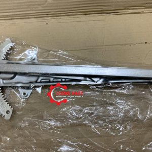 Hình ảnh compa nâng kính cửa trước Mitsubishi Attrage, Mirage chính hãng