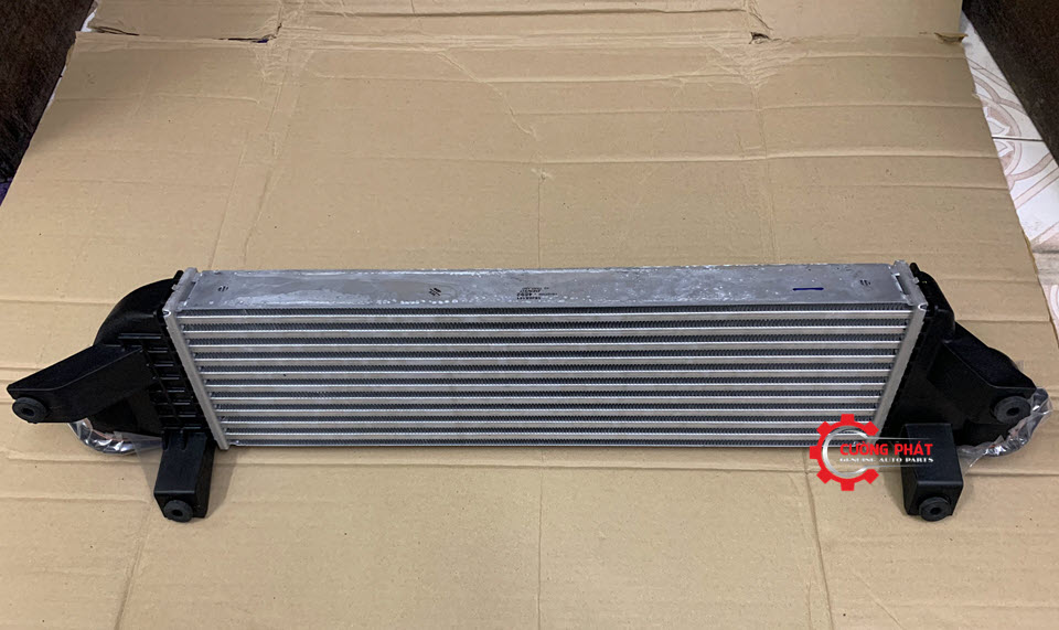Ket-lam-mat-turbo-Mitsubishi-Triton-KL-Mivec-2019-1530A161(4) Chi tiết két làm mát turbo Triton KL Mivec 2019 chính hãng