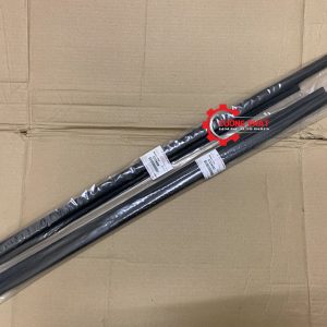 Hình ảnh nẹp chân kính cửa trước Mitsubishi Triton 2016 chính hãng