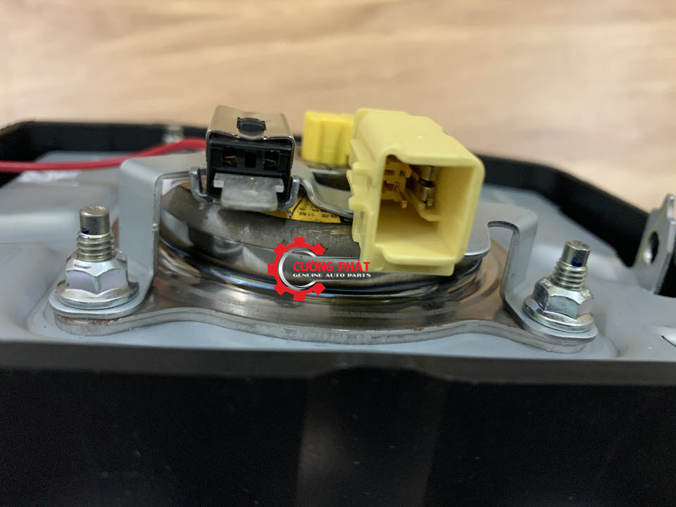 Tui-khi-chinh-Mitsubishi-Triton-2009-2014-Zinger-MR992559-tui-khi-vo-lang(3) Chi tiết túi khí chính Mitsubishi Triton 2009-2014, Zinger chính hãng