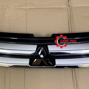 Hình ảnh mặt ca lăng Mitsubishi Outlander 2017 chính hãng