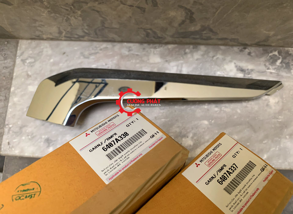 Nep-ma-vien-ga-lang-duoi-Mitsubishi-Triton-2019-6407A337-6407A338 (1) Mã nẹp mạ viền ga lăng dưới Triton 2019 chính hãng