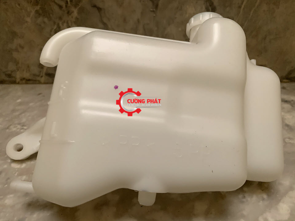 Binh-nuoc-phu-Mitsubishi-Triton-2015-2019-1375A359 (1) Cận cảnh bình nước phụ Triton 2015-2019 chính hãng