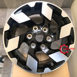 Hình ảnh mâm xe Mitsubishi Triton 2018 chính hãng