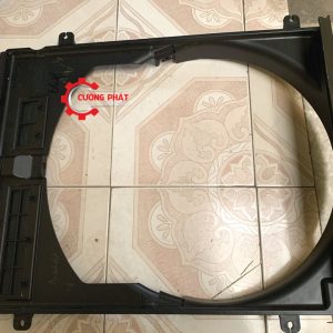 Hình ảnh lồng quạt két nước Mitsubishi Triton chính hãng