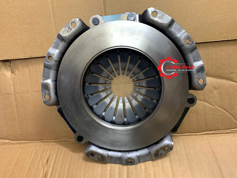 Ban-ep-Mitsubishi-Triton-may-xang-MD724119-mam-ep (2) Cận cảnh bàn ép Triton máy xăng chính hãng