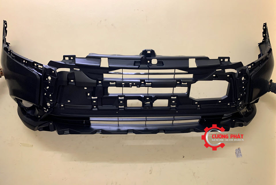 Can-truoc-Mitsubishi-Outlander-6400H883-ba-do-soc-truoc Cận cảnh cản trước Mitsubishi Outlander chính hãng