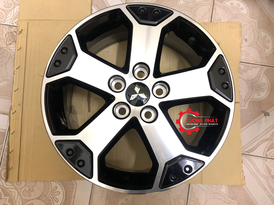 Lazang-Mitsubishi-Xpander-Cross-mam-xe-4250G059 (2) Hình ảnh mâm xe Mitsubishi Xpander Cross chính hãng