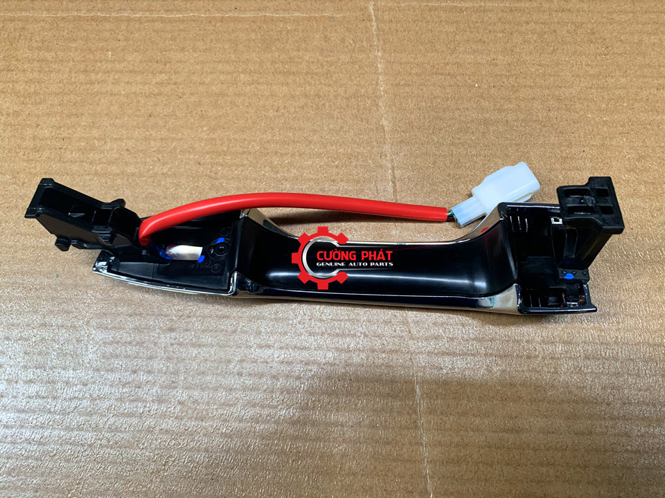 Tay-mo-cua-ngoai-Mitsubishi-Xpander-2020-5716A711 (4) Mặt sau tay mở cửa ngoài Xpander 2020 chính hãng