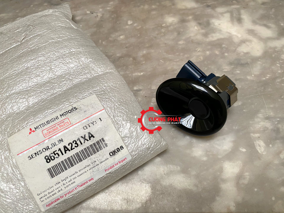 Cam-bien-va-cham-sau-Mitsubishi-Pajero-Sport-2018-8651A230XA(9) Mã cảm biến va chạm sau Pajero Sport 2018, Triton 2020 chính hãng