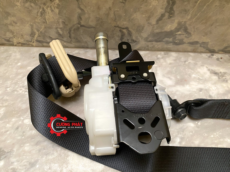 Day-dai-an-toan-truoc-Mitsubishi-Xpander-2018-2021-7000F381XA-7000F382XA (2) Chi tiết dây đai an toàn Xpander 2018-2021, Xpander Cross chính hãng