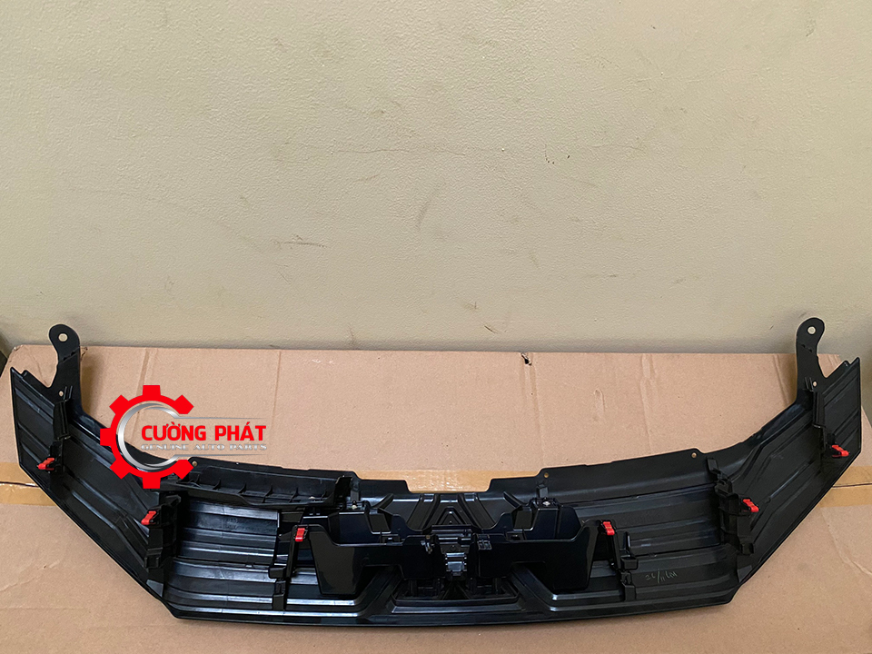 Galang-Mitsubishi-Xpander-MT-2020-7450B473 (3) Phía sau mặt ga lăng đen Xpander 2020 chính hãng