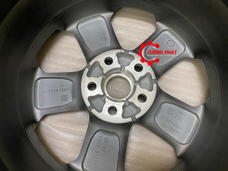 Lazang-Mitsubishi-Xpander-Cross-4250G059 (2) Mặt trong mâm xe Mitsubishi Xpander Cross