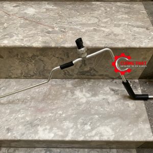 Cận cảnh ống ga lạnh Mitsubishi Xpander