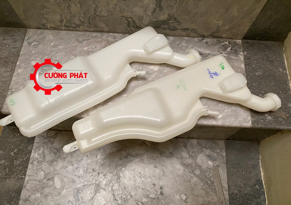 Khắc phục lỗi bình nước làm mát xe Xpander