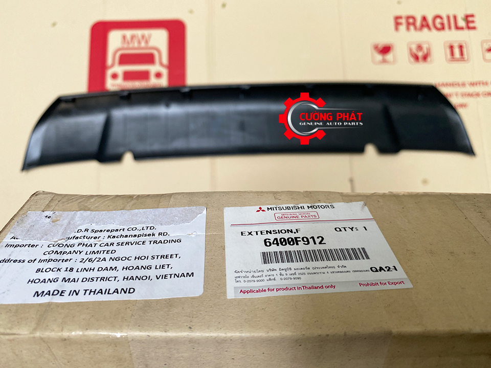 Op-can-truoc-Mitsubishi-Triton-2015-2018-6400F911-6400F912 (3) Tem mã ốp dưới cản trước Triton 2015-2018 chính hãng