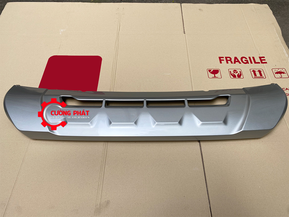 Op-can-truoc-duoi-Mitsubishi-Triton-2019-6400J272ha (1) Hình ảnh ốp cản trước dưới Triton 2019-2021 chính hãng