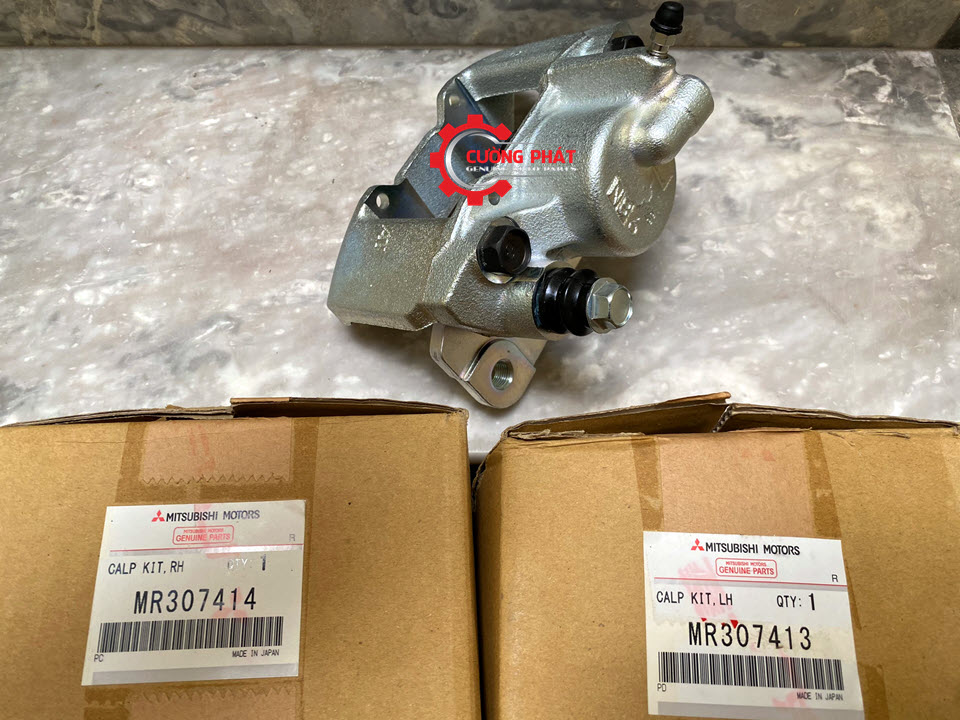 Cum-gong-phanh-sau-Mitsubishi-Pajero-Sport-MR307413-MR307414 (2) Mã cụm gông phanh sau Pajero Sport chính hãng