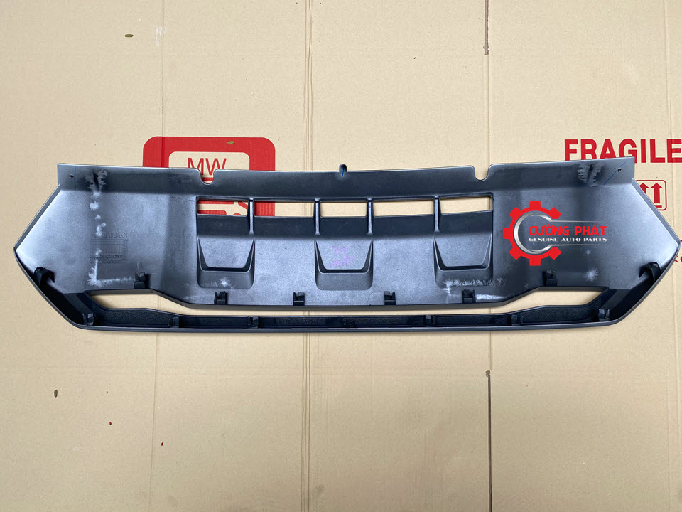 Op-ba-do-soc-truoc-Mitsubishi-Pajero-Sport-2020-2021-6400J516HB Mặt sau ốp ba đờ sốc trước Pajero Sport 2020-2021 chính hãng
